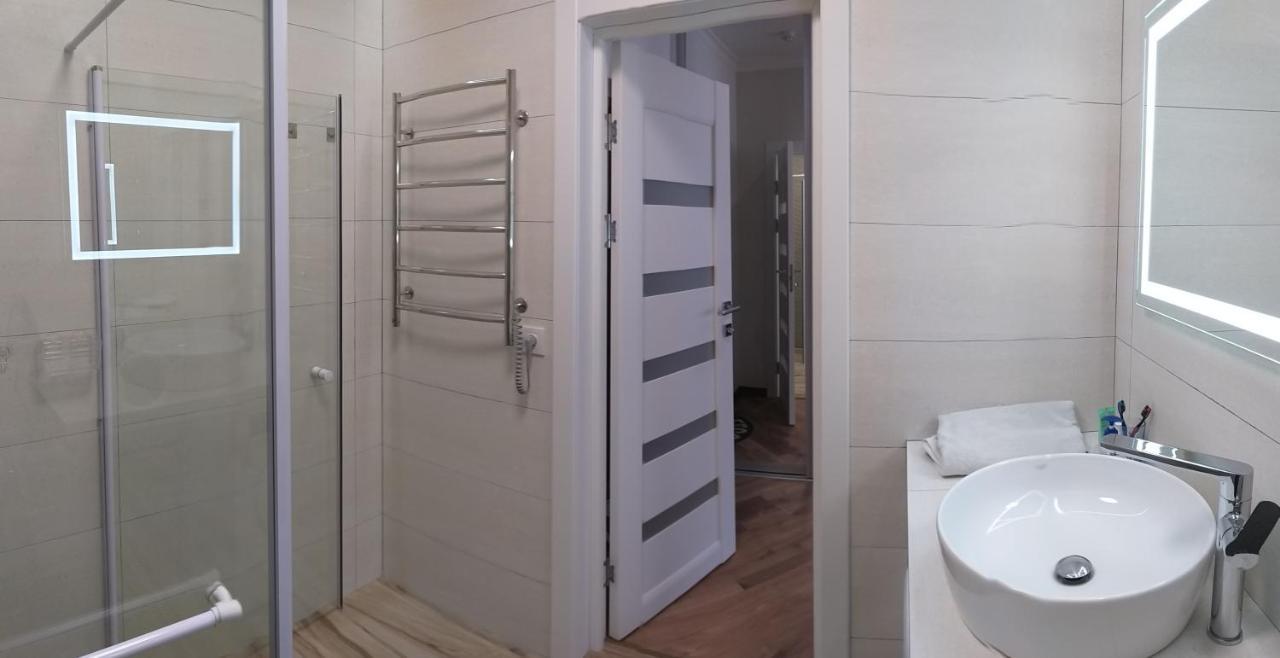 Apartament Красивая Квартира С Шикарным Видом У Метро Kijów Zewnętrze zdjęcie